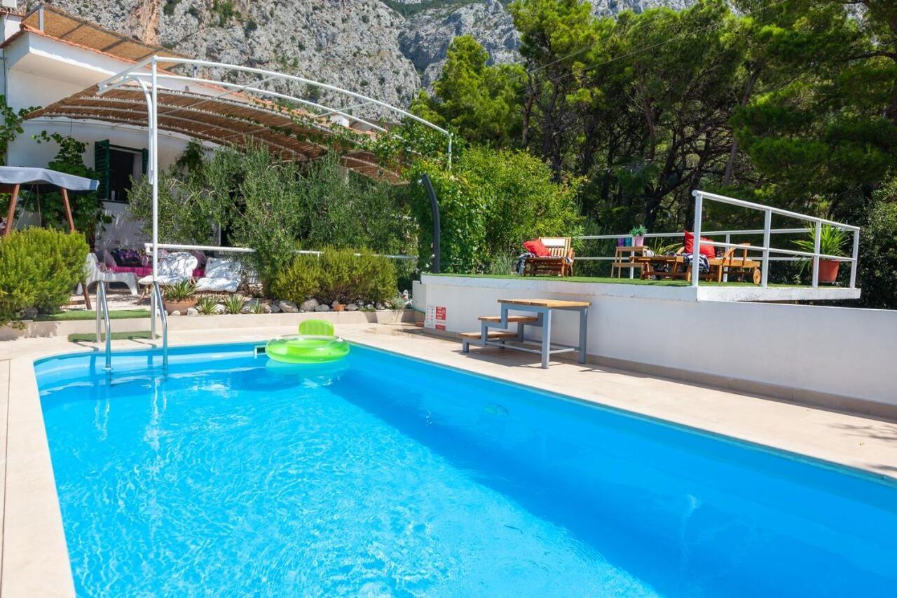 Ana * Makarska